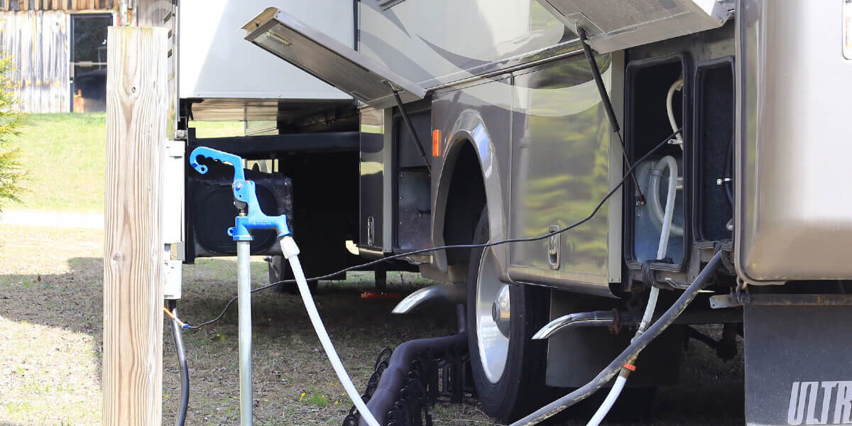 rv-electric-hookups (1)